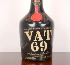 Best Pamono Vat 69 Blended Scotch Whisky Lamp