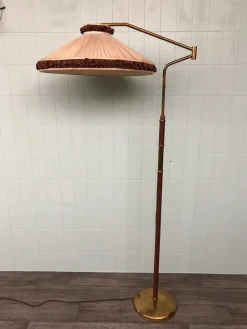 Discount Pamono Vintage Adjustable Brass Floor Lamp, Italy, 1950s