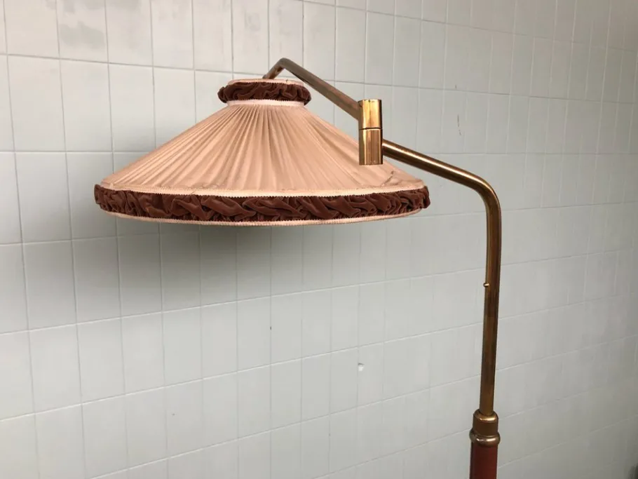 Discount Pamono Vintage Adjustable Brass Floor Lamp, Italy, 1950s