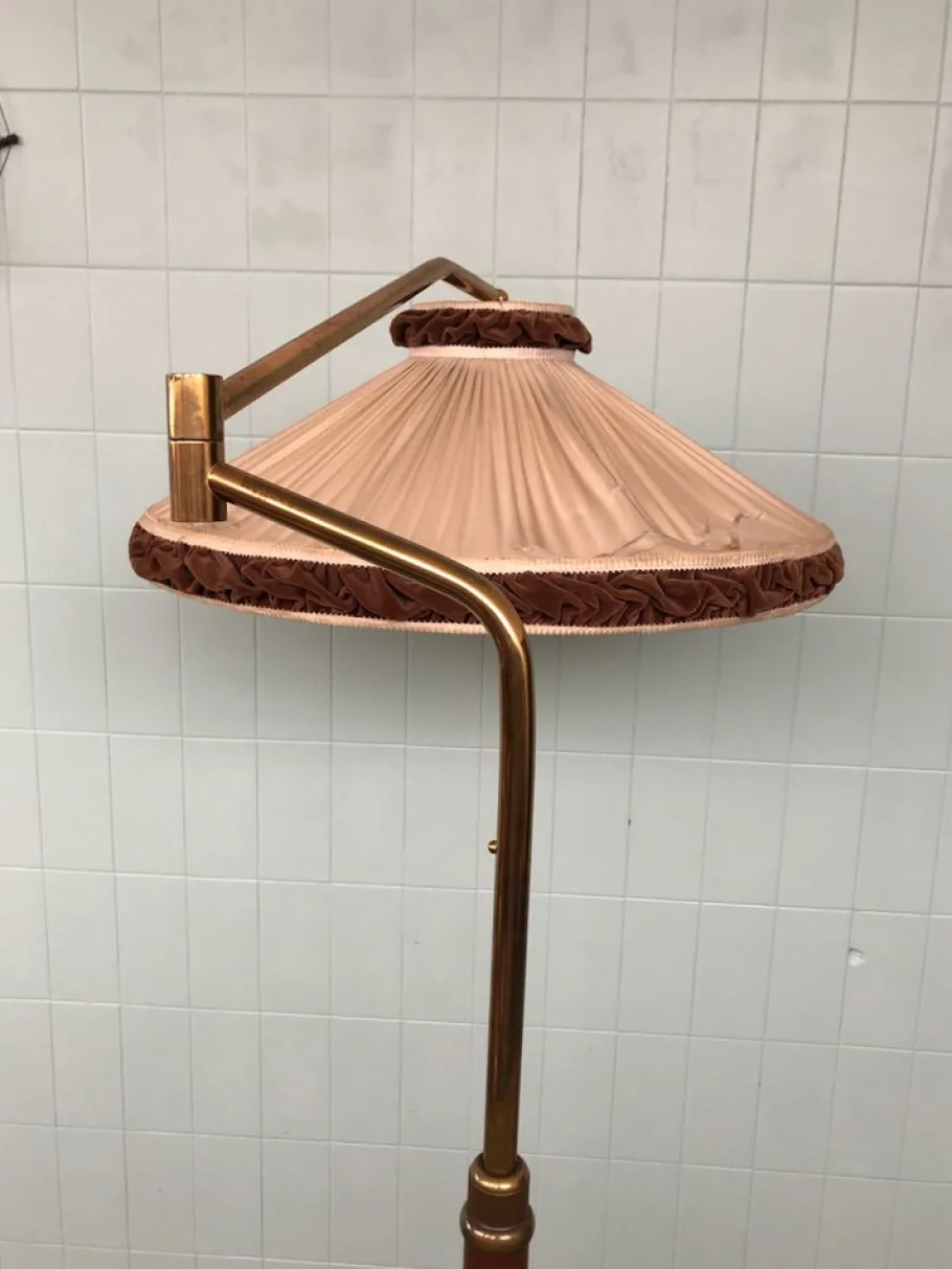 Discount Pamono Vintage Adjustable Brass Floor Lamp, Italy, 1950s