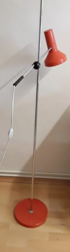 Clearance Pamono Vintage Adjustable Floor Lamp, 1970s