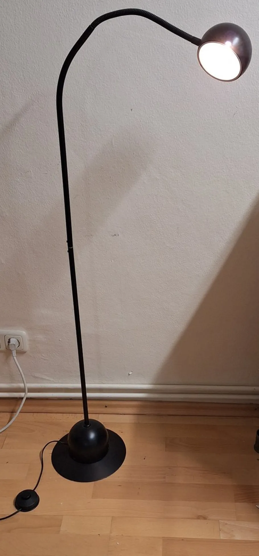 Discount Pamono Vintage Adjustable Floor Lamp in Black Painted Metal, 1990s