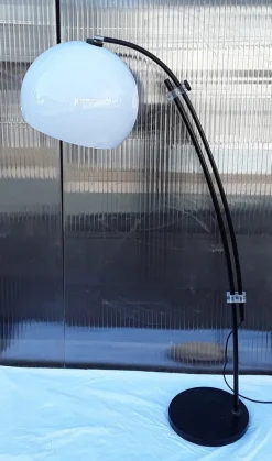 Outlet Pamono Vintage Adjustable German Arch Lamp from the 1970s with a Black Painted Metal Frame and White Plastic Screen, Unkns