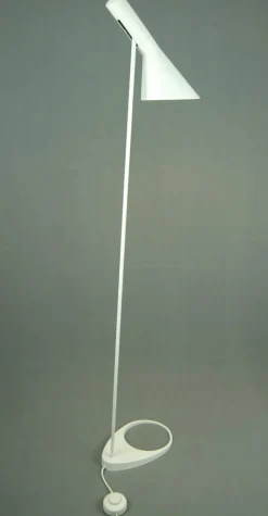 Hot Pamono Vintage AJ Floor Lamp by Arne Jacobsen for Louis Poulsen