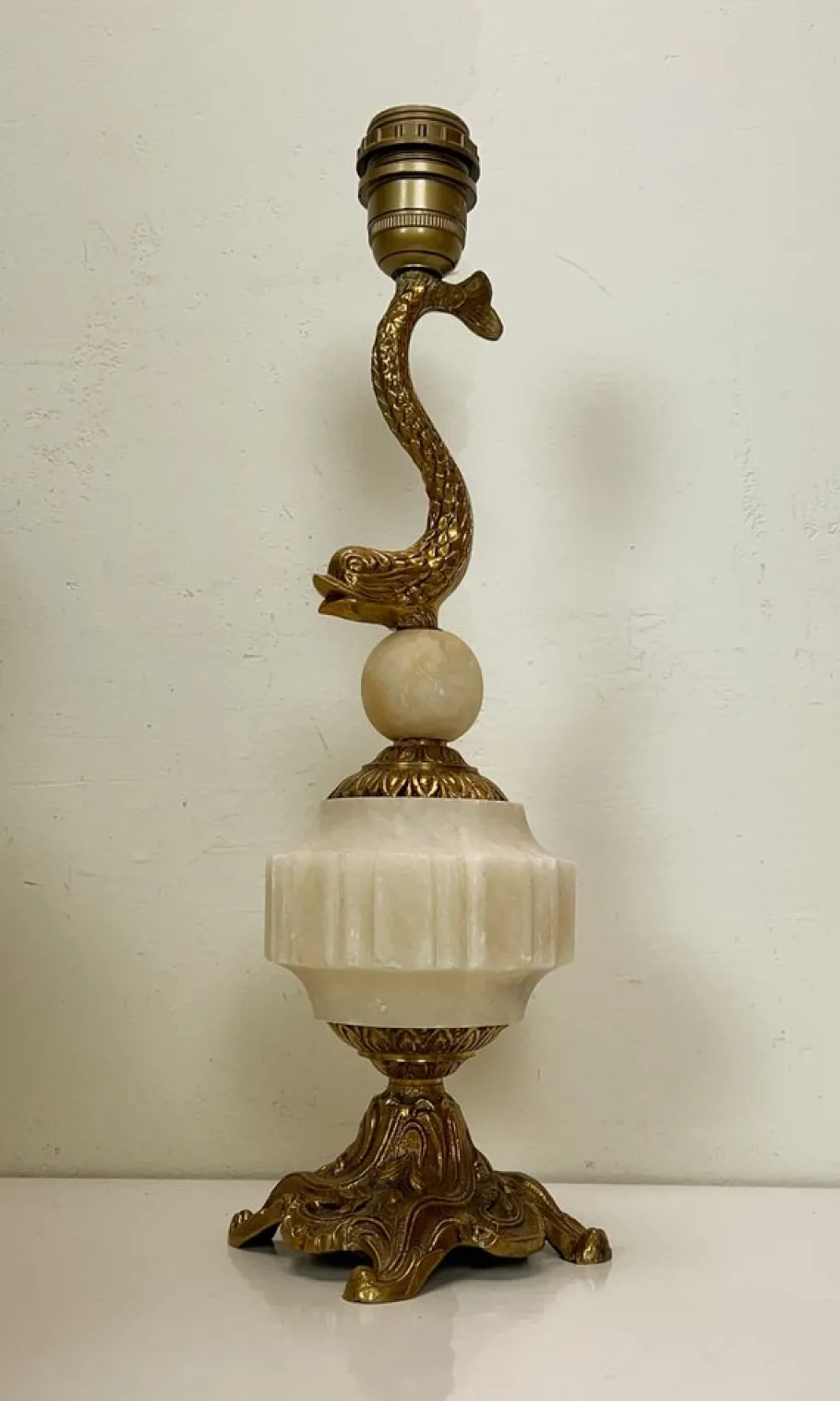Sale Pamono Vintage Brass and Marble Dolphin Table Lamp, France, 1950s