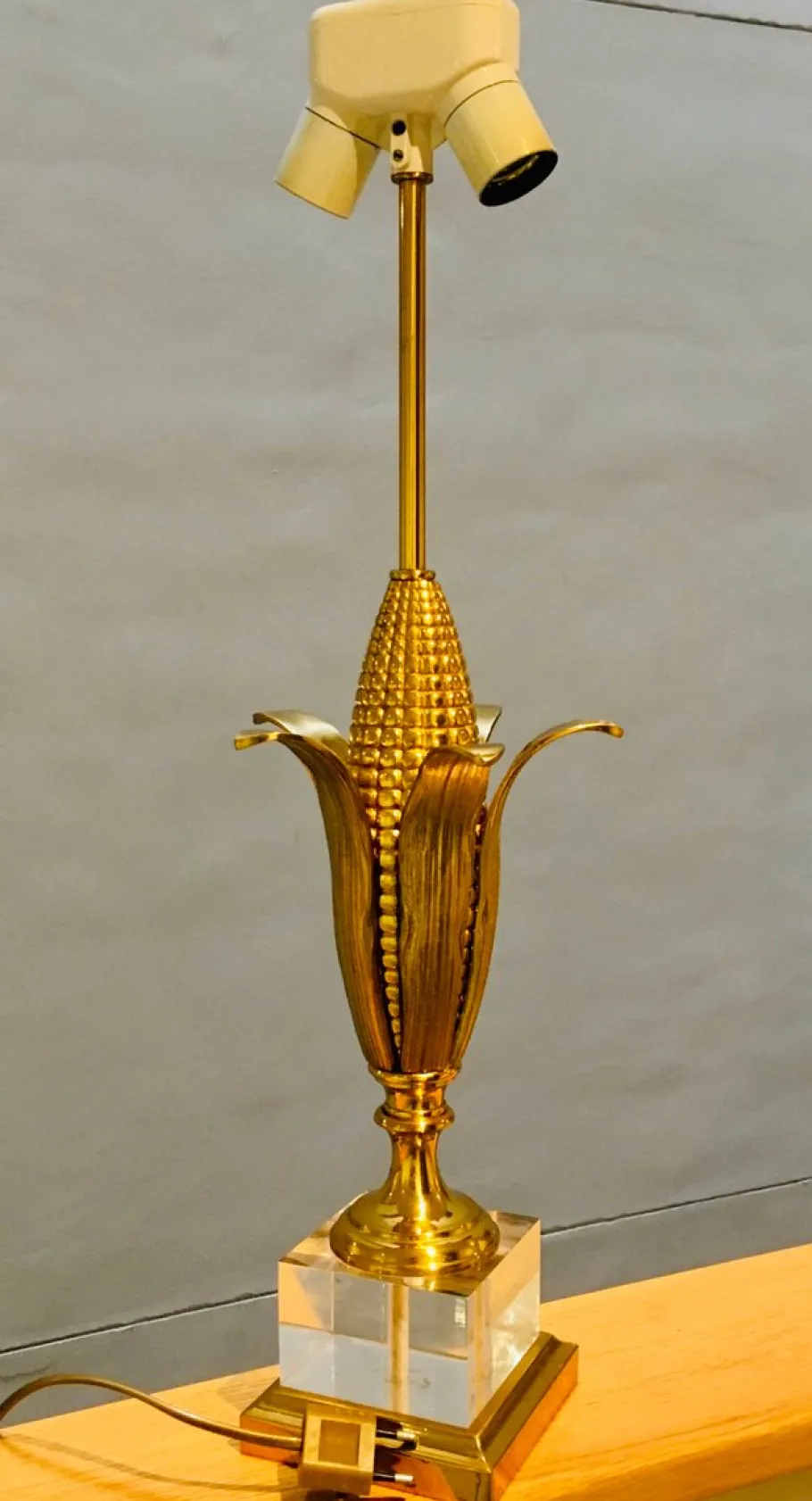 Outlet Pamono Vintage Brass Corn Lamp in the style of Maison Charles, 1960s