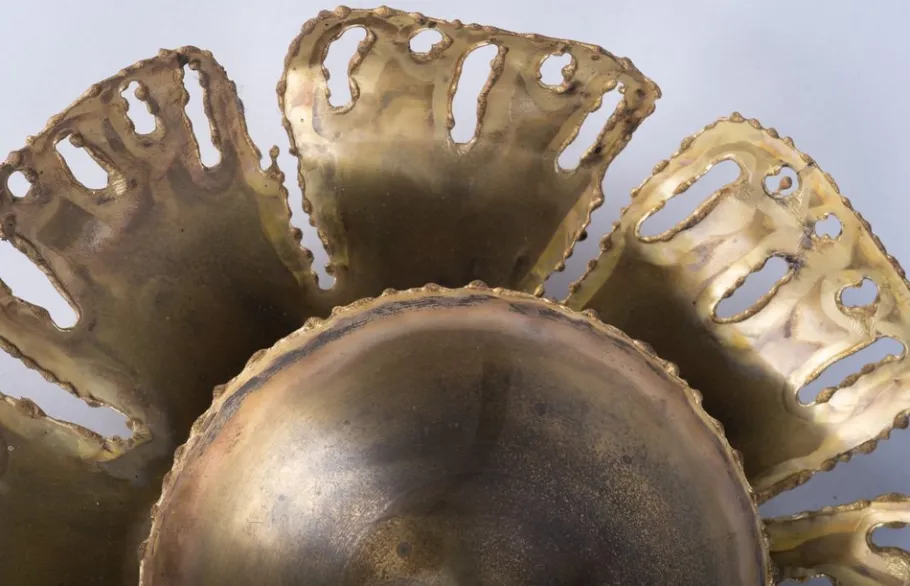 Clearance Pamono Vintage Brass Flower Wall Lamp by Svend Aage Holm Sørensen for Holm Sørensen & Co, 1960s