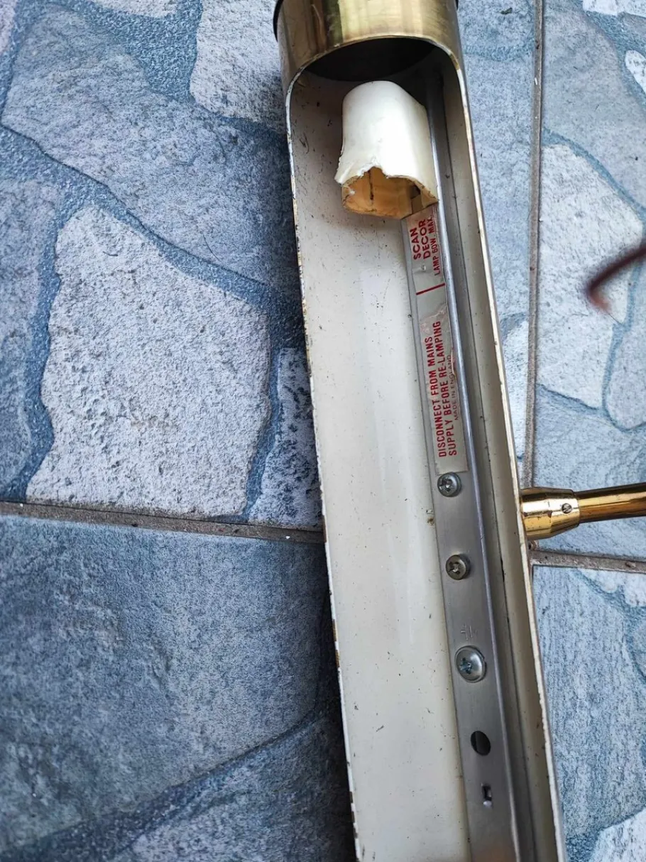 Sale Pamono Vintage Brass Wall Lamp, 1970s