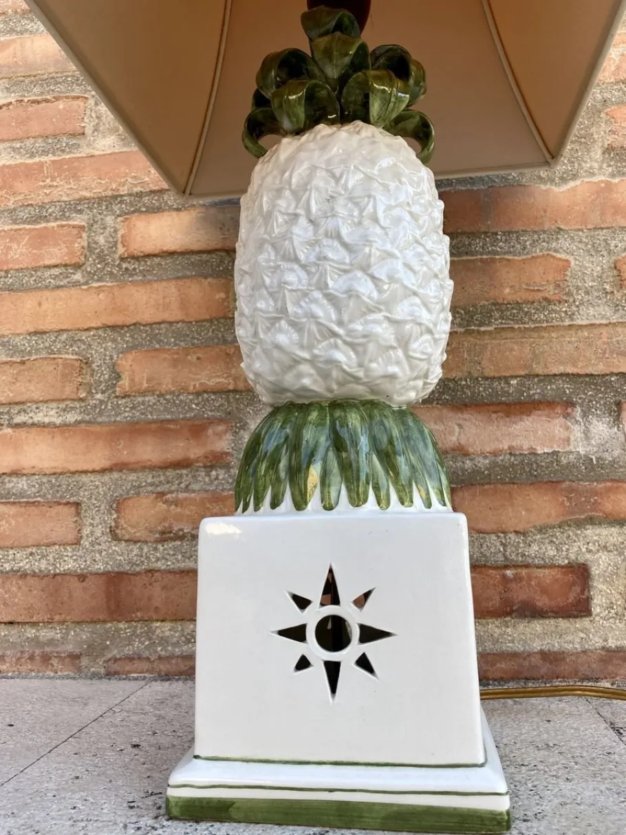 Sale Pamono Vintage Ceramic and Brass Pineapple Table Lamp by R. Costa for Cerámica Artística Costa Bassano