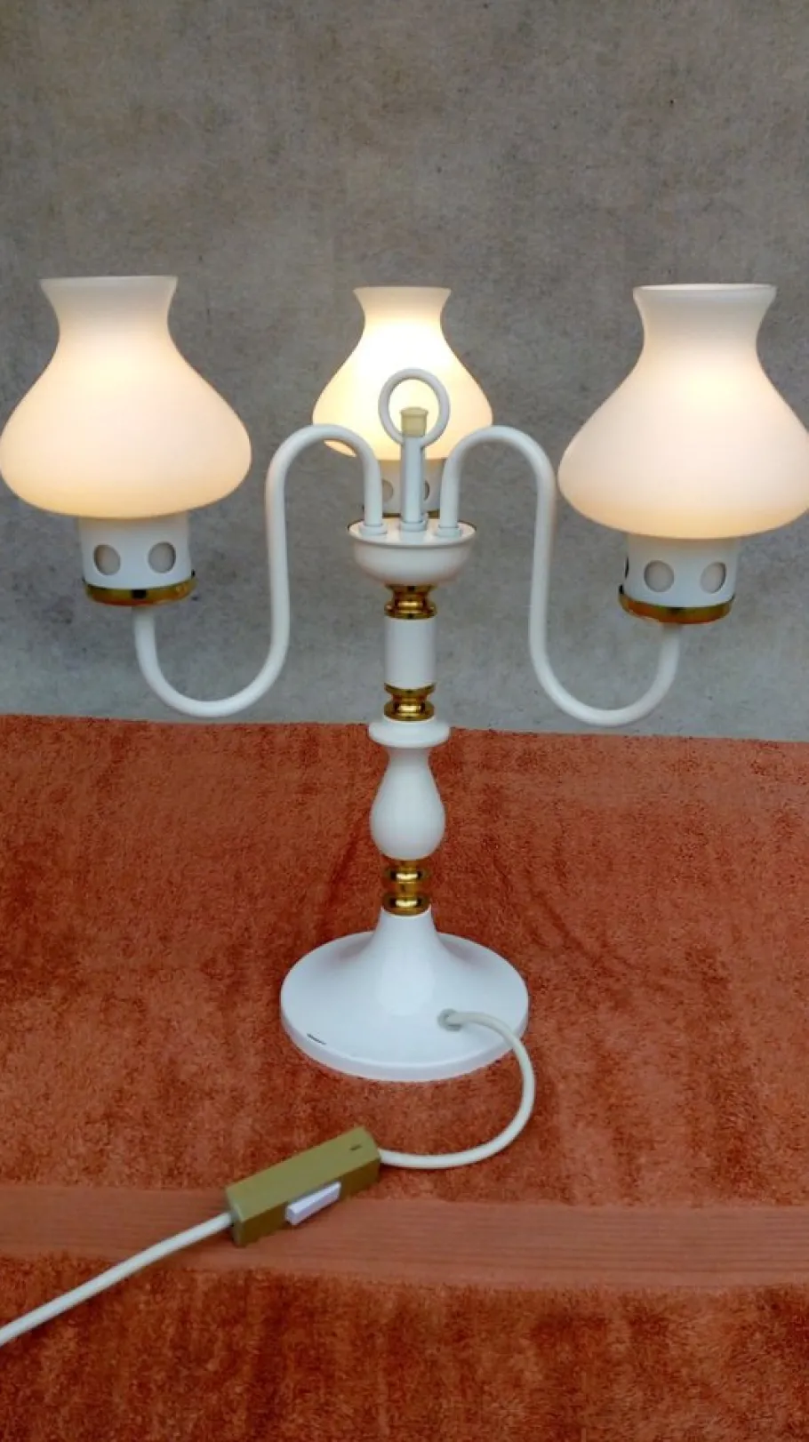 New Pamono Vintage Chandelier & Table Lamp, 1970s, Set of 2