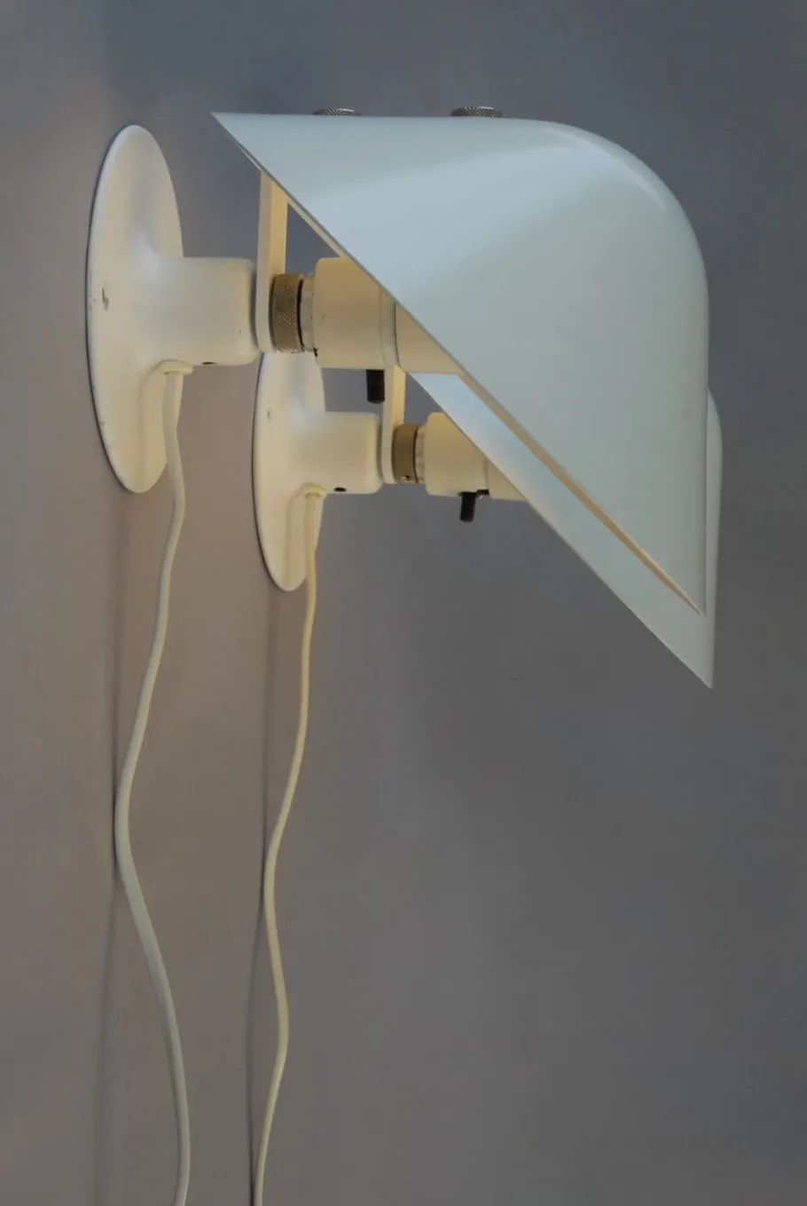 Sale Pamono Vintage Danish Mini Vip V025 Wall Lamps by Jorgen Gammelgaard for Pandul, 1983, Set of 2