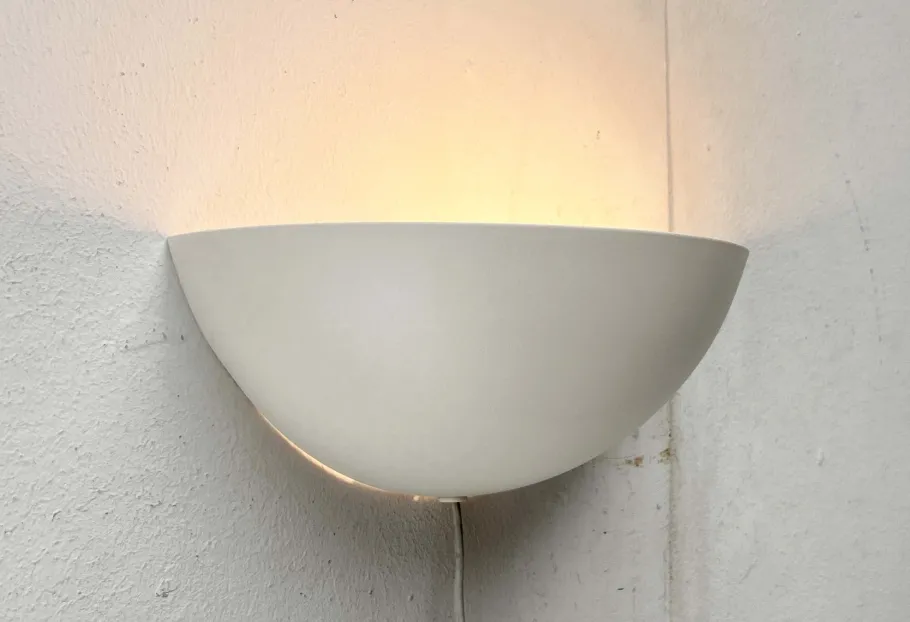Discount Pamono Vintage Danish Minimalist Wall Lamp from Lyskilde