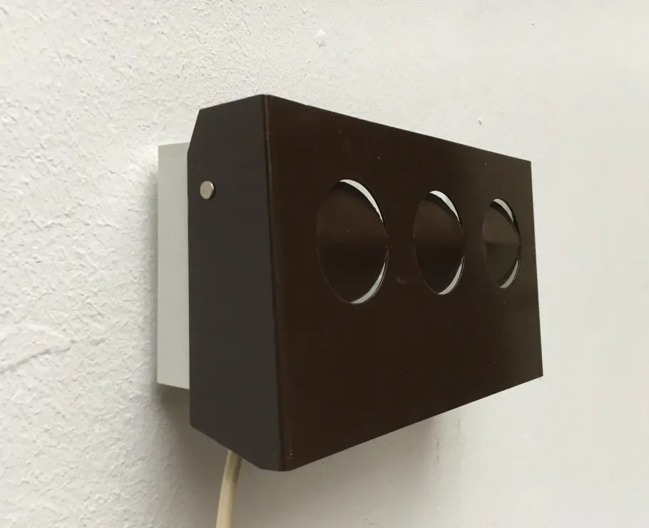 Best Pamono Vintage Danish Space Age Wall Lamp from Hamalux