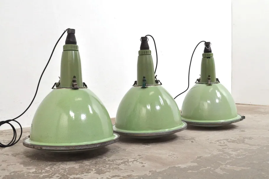 Discount Pamono Vintage Enamel Pendant Lamp, 1950s