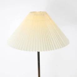 Sale Pamono Vintage Floor Lamp in Brass and Wood, 1970s