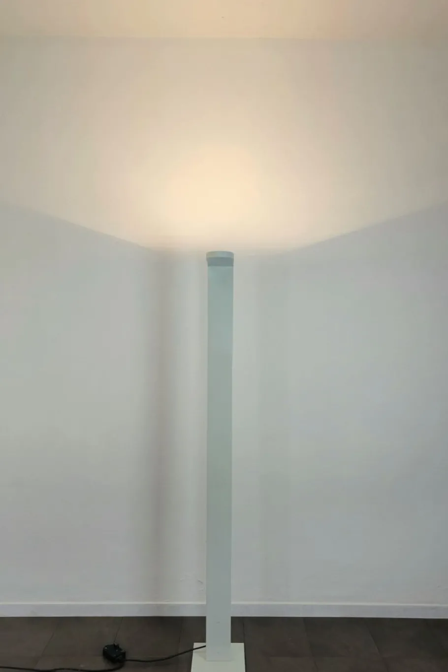 Clearance Pamono Vintage Floor Lamp in Enamelled Aluminum by Maurizio Bertoni for Castaldi Illuminazione, Italy, 1980s