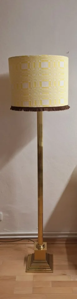Outlet Pamono Vintage Floor Lamp with Brass Base and Handmade Fabric Shade from Lamplove, 1970s