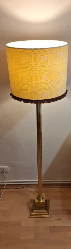 Outlet Pamono Vintage Floor Lamp with Brass Base and Handmade Fabric Shade from Lamplove, 1970s
