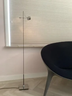 Discount Pamono Vintage Floor Lamp with Touch Dimmable 475b by Michael Rösing, 1980