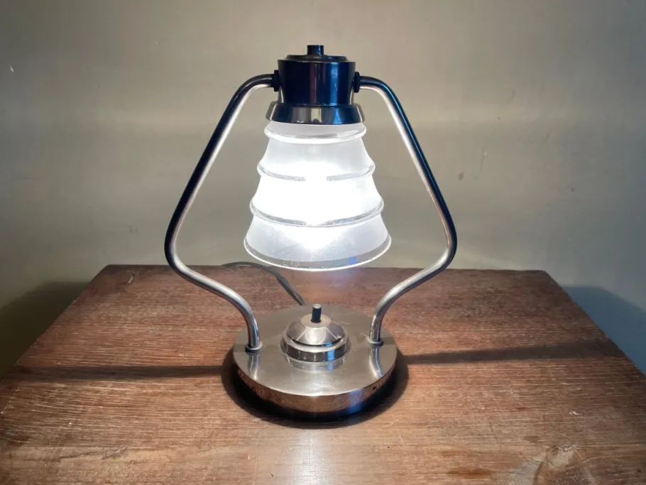 Sale Pamono Vintage French Art Deco Table Lamp, 1930s