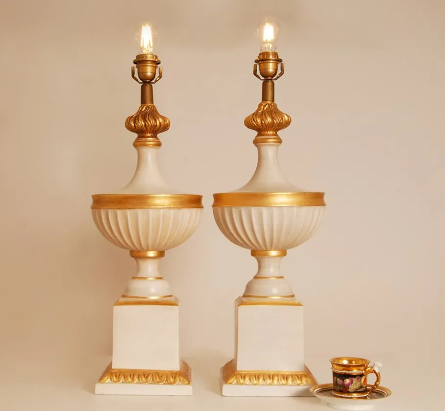 Clearance Pamono Vintage French Table Lamps in White and Gold Ceramic, 1970s, Set of 2