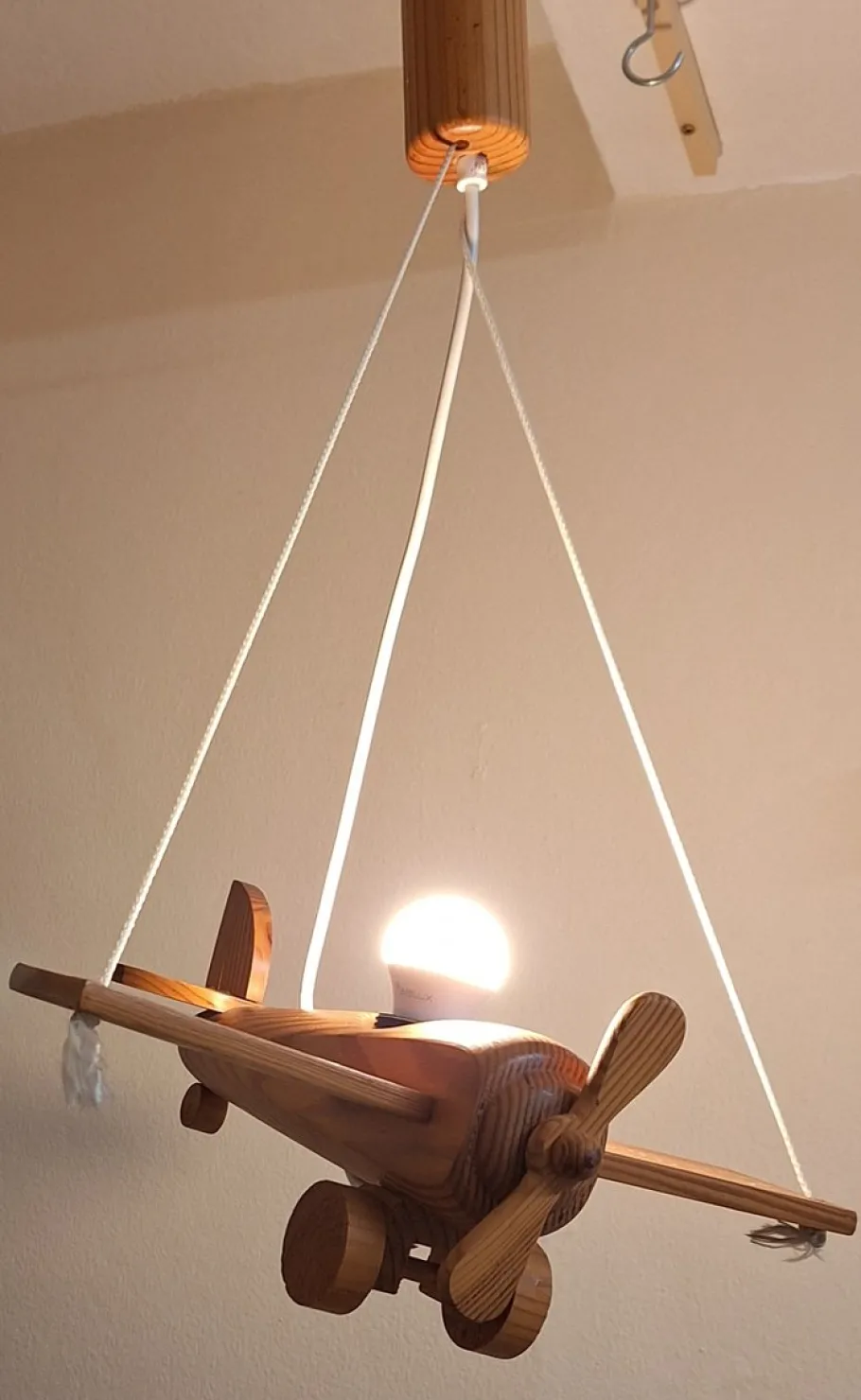Discount Pamono Vintage German Childrens Room Ceiling Lamp in the Shape of an Airplane in Pine Wood by Mand Eurolux, 1980s