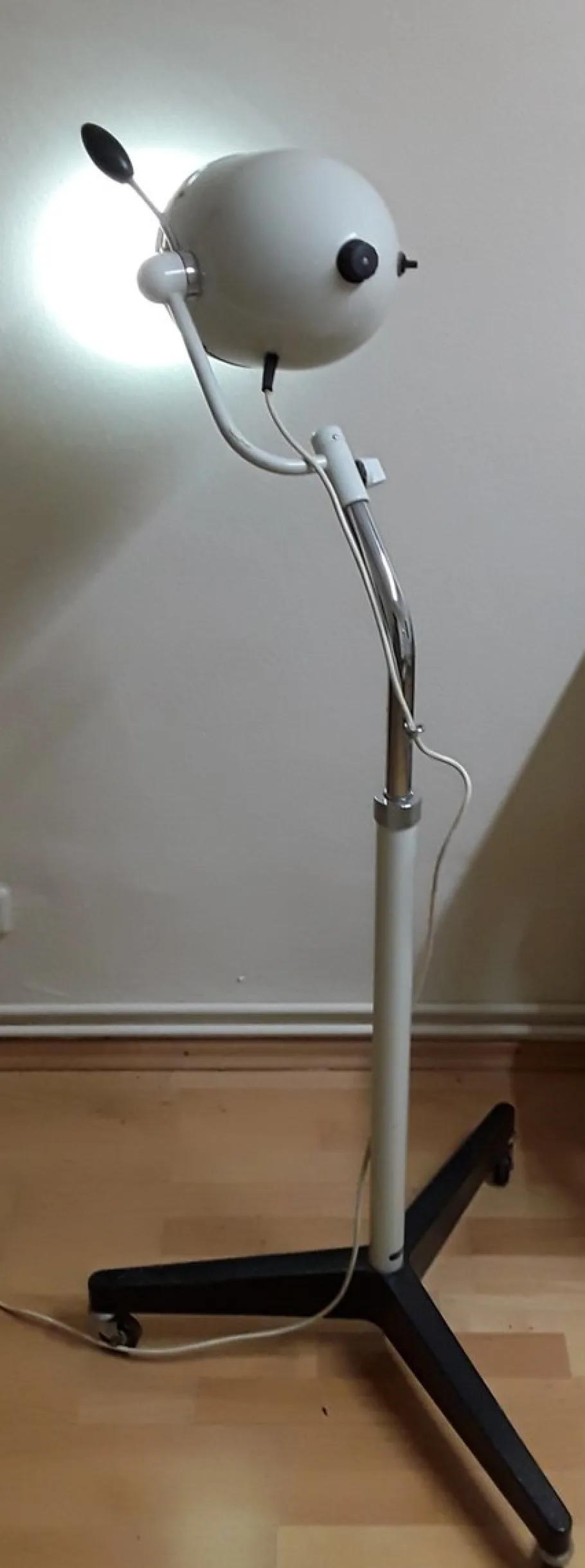 Pamono Vintage German Metal Floor Lamp from Hanaulux