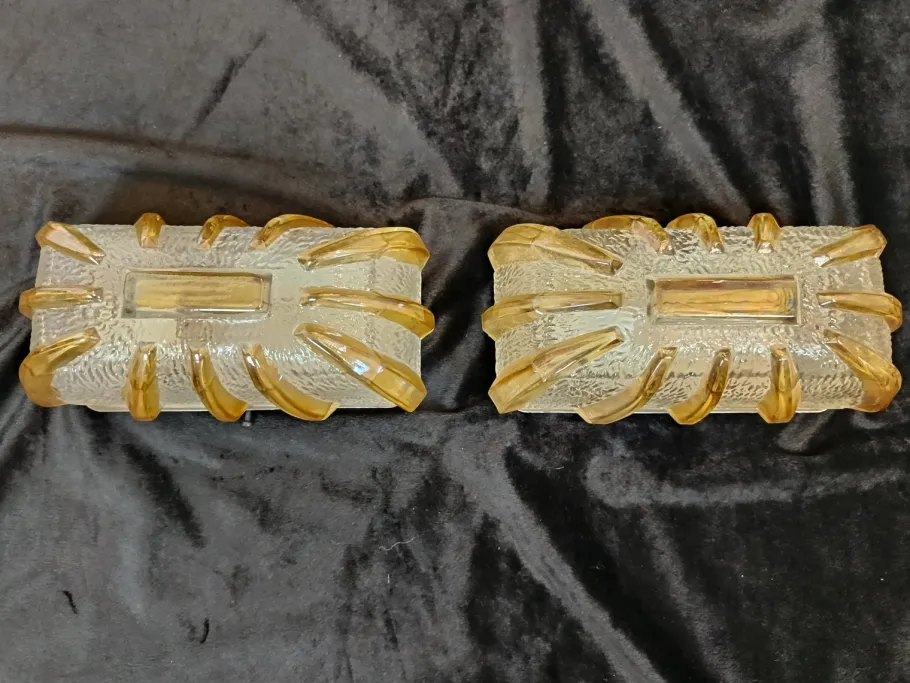 Pamono Vintage Glass Wall Lights, 1970s, Set of 2