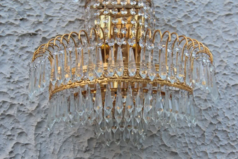Sale Pamono Vintage Gold-Plated Swarovski Crystal Wall Lights, 1970s, Set of 6