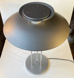 Discount Pamono Vintage Gray Ph 5 Table Lamp by Poul Henningsen - Louis Poulsen, 1990s