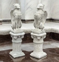 Hot Pamono Vintage Griffins on Architectural Columns, Set of 2