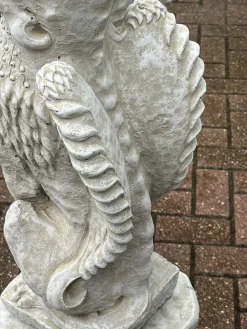 Hot Pamono Vintage Griffins on Architectural Columns, Set of 2