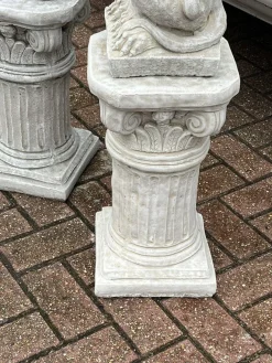 Hot Pamono Vintage Griffins on Architectural Columns, Set of 2