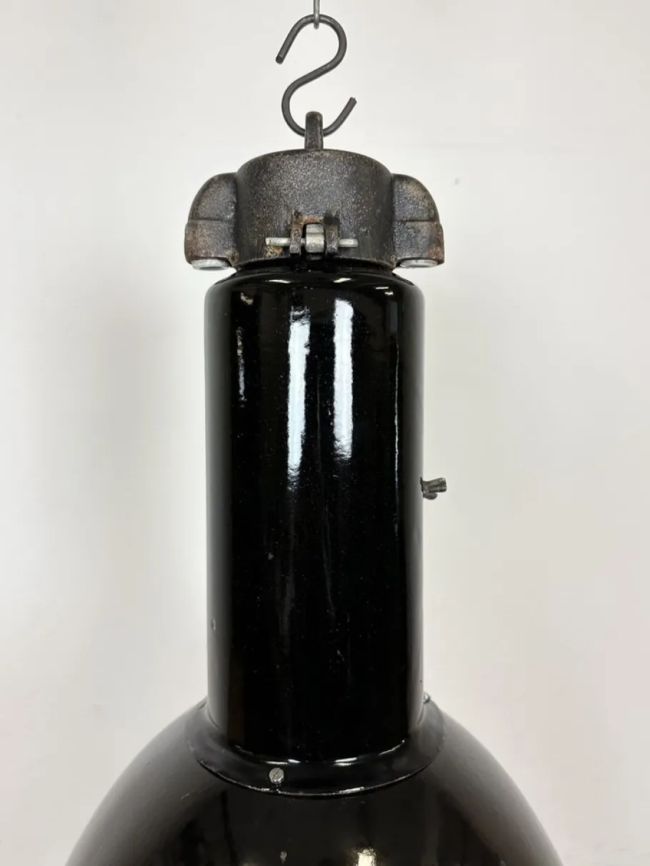 Discount Pamono Vintage Industrial Bauhaus Black Enamel Pendant Lamps from Elektrosvit, 1960s, Set of 4