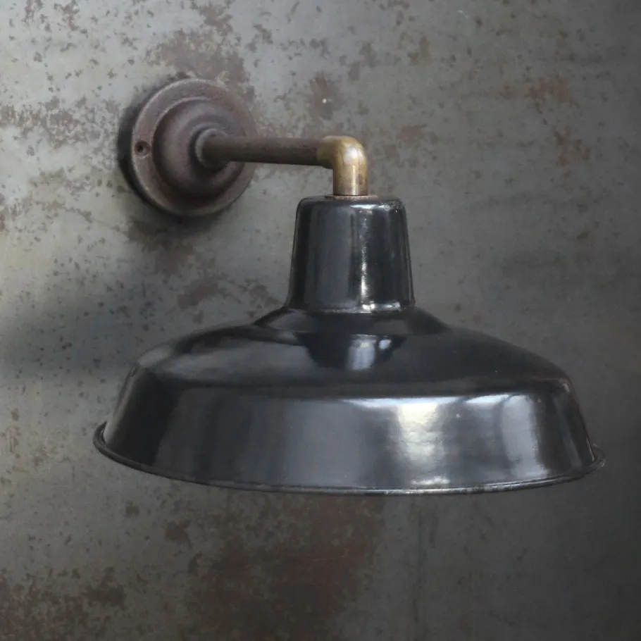 Sale Pamono Vintage Industrial French Wall Light in Black Enamel and Cast Iron