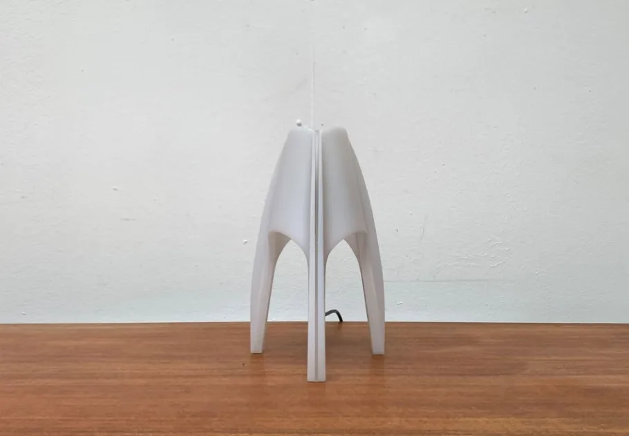 Discount Pamono Vintage Italian Arcadia Tripod Table Lamp from Martini Illuminazione