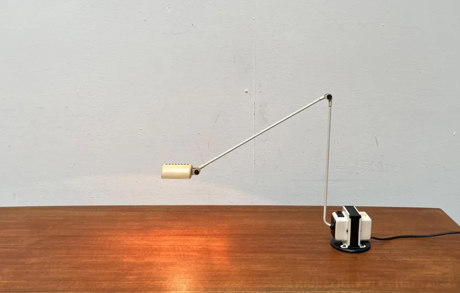 Clearance Pamono Vintage Italian Daphine Table Lamp by Tommaso Cimini for Lumina, 1970s