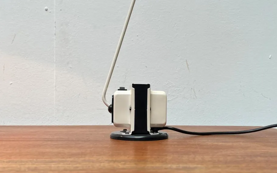 Clearance Pamono Vintage Italian Daphine Table Lamp by Tommaso Cimini for Lumina, 1970s