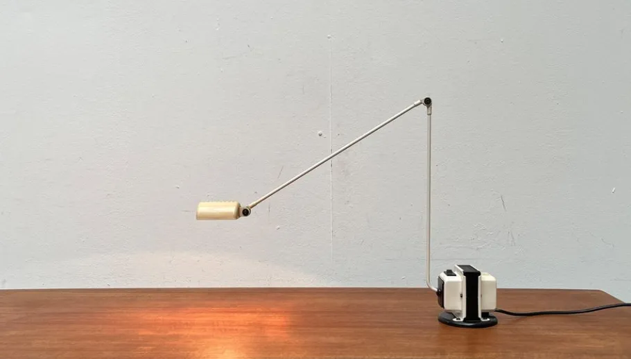 Clearance Pamono Vintage Italian Daphine Table Lamp by Tommaso Cimini for Lumina, 1970s