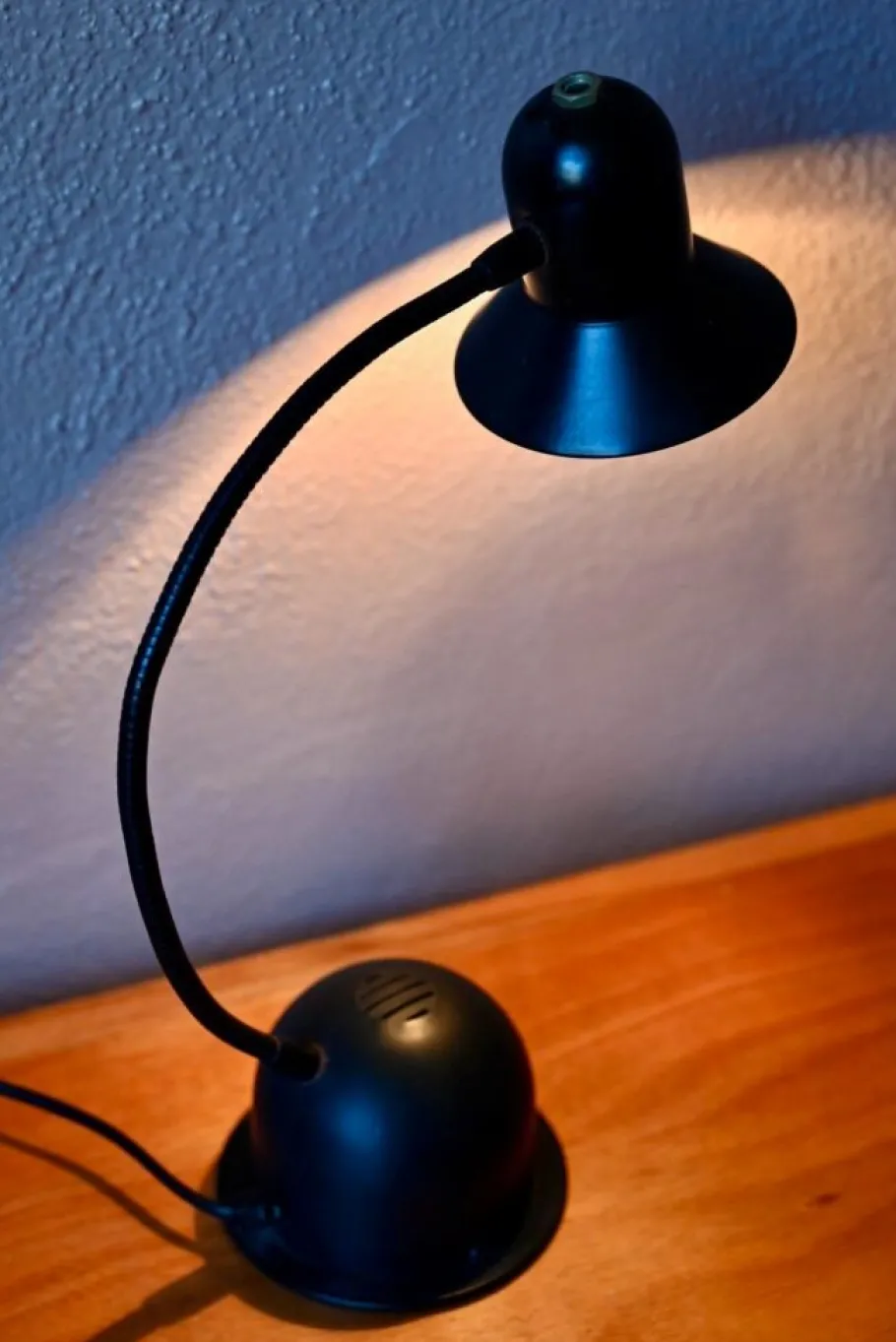 Pamono Vintage Italian Desk Lamp from Stilplast, 1980s