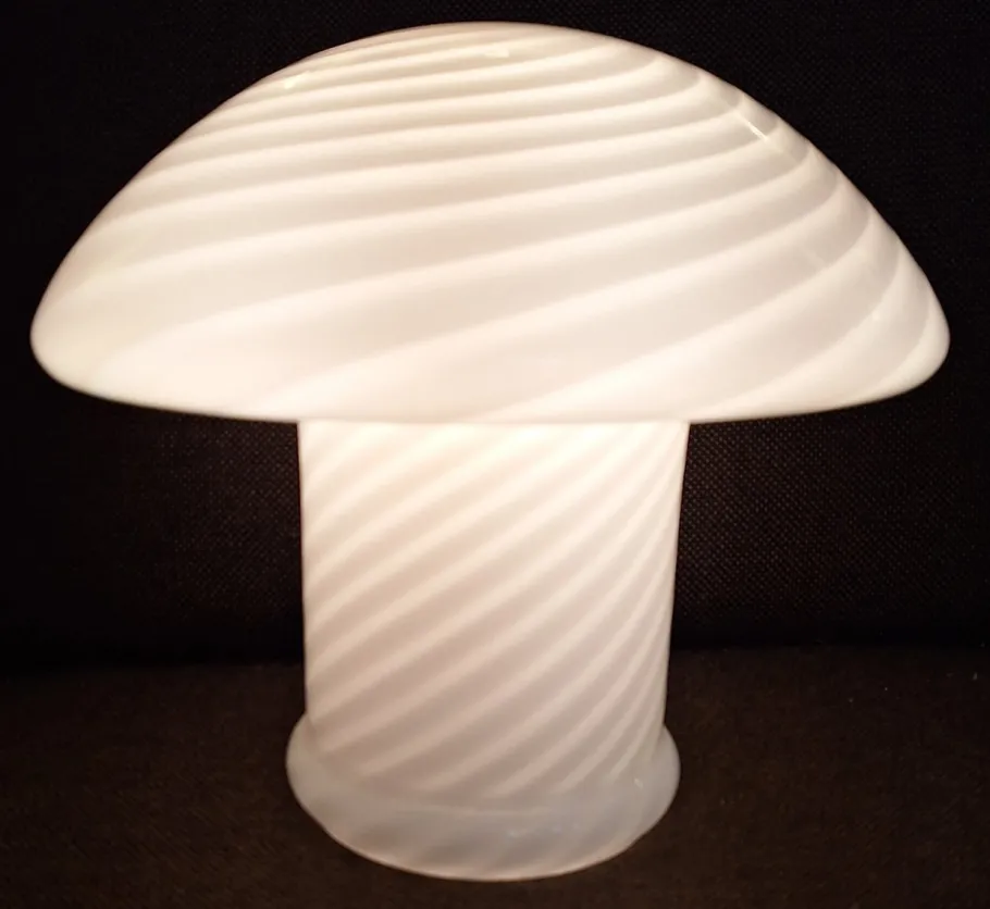 Clearance Pamono Vintage Italian Mushroom-Shaped Table Lamp by Vetri Murano, 1970s
