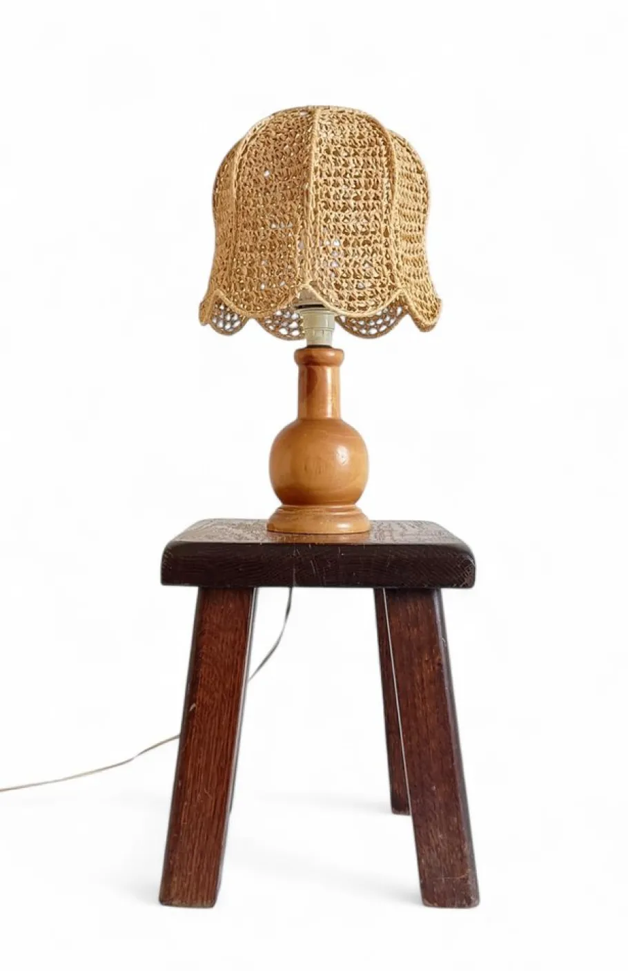 Hot Pamono Vintage Italian Pine Lamp with Hand-Woven Macrame Raffia Shade, 1970s