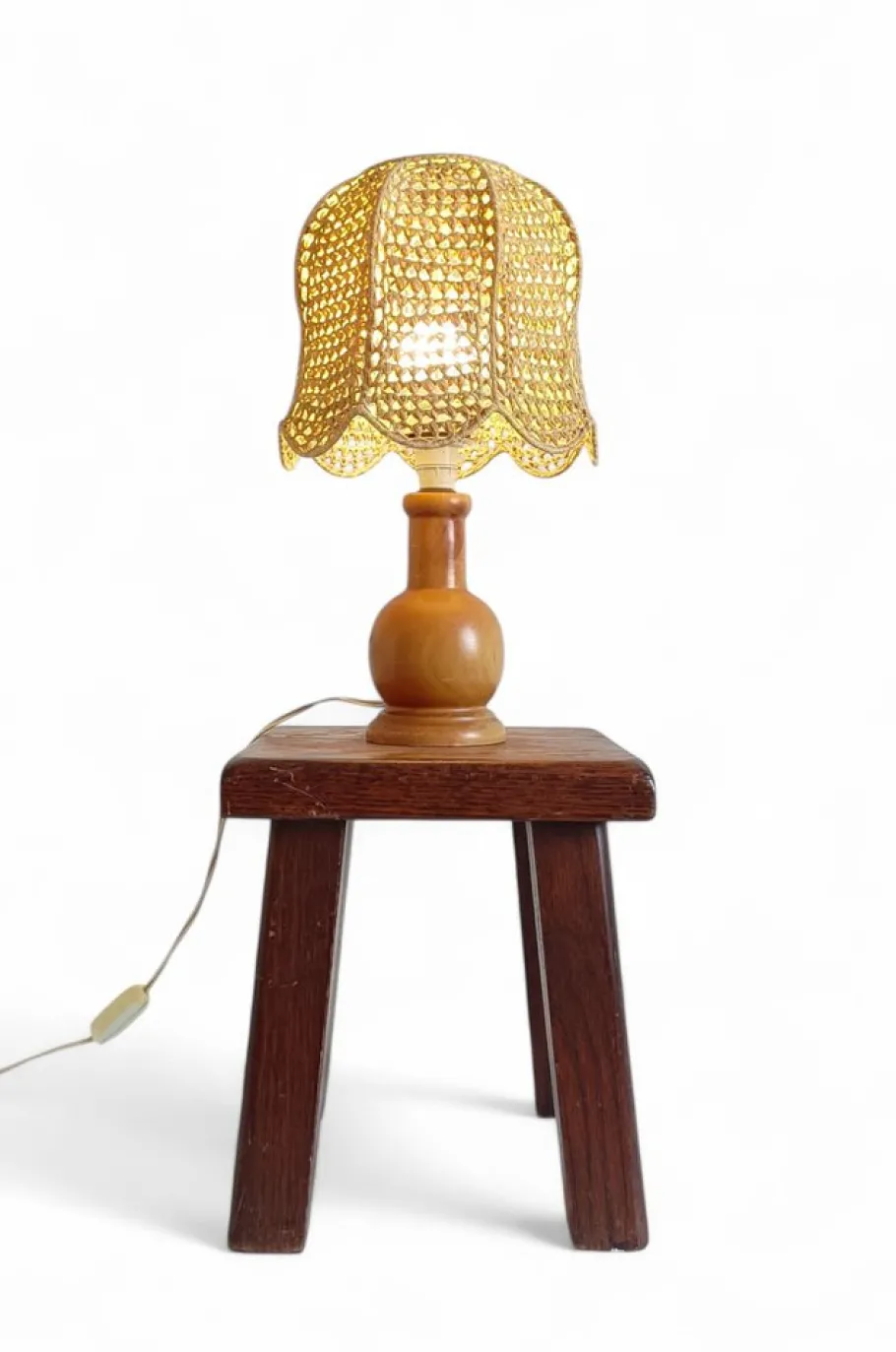 Hot Pamono Vintage Italian Pine Lamp with Hand-Woven Macrame Raffia Shade, 1970s