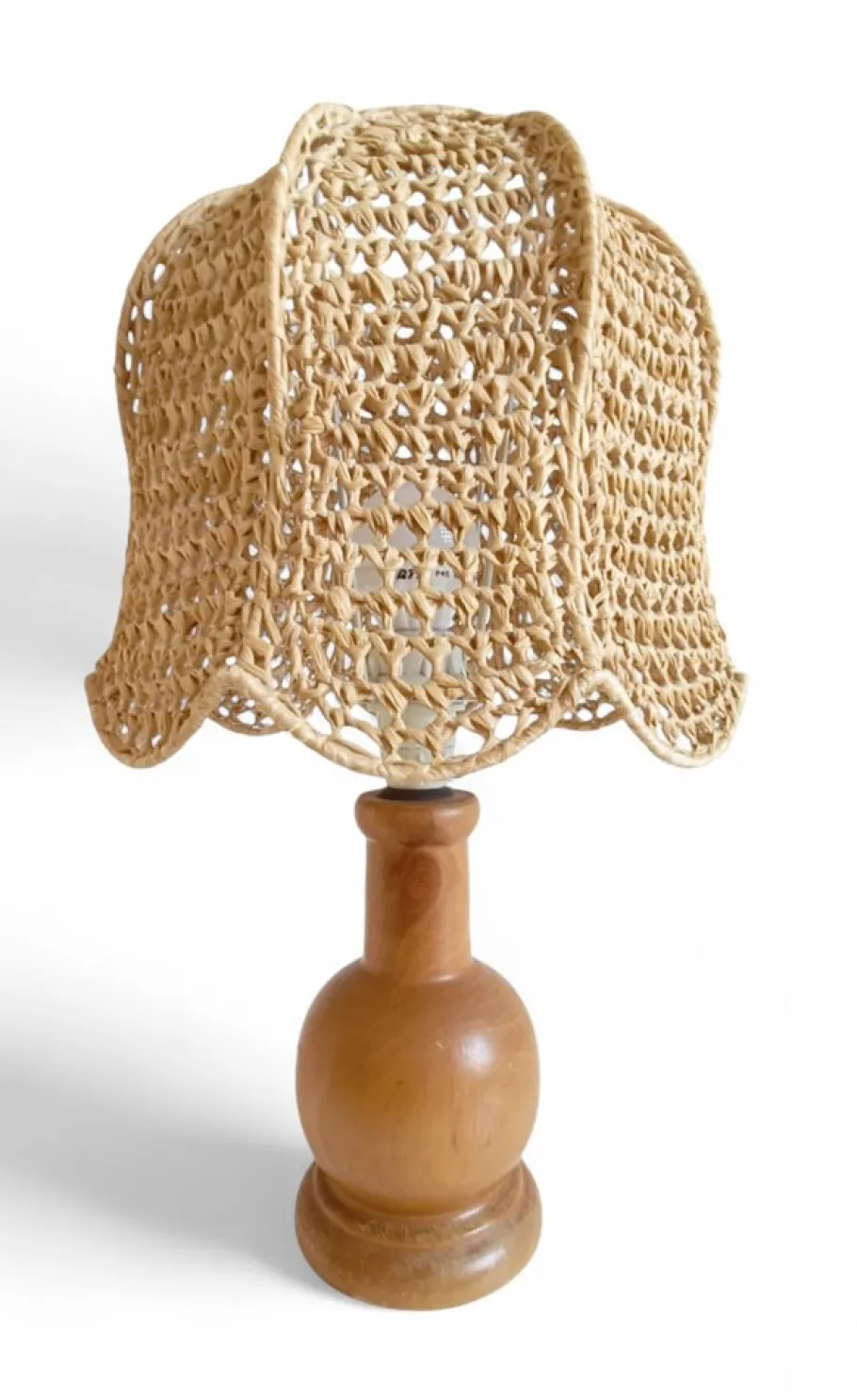 Hot Pamono Vintage Italian Pine Lamp with Hand-Woven Macrame Raffia Shade, 1970s
