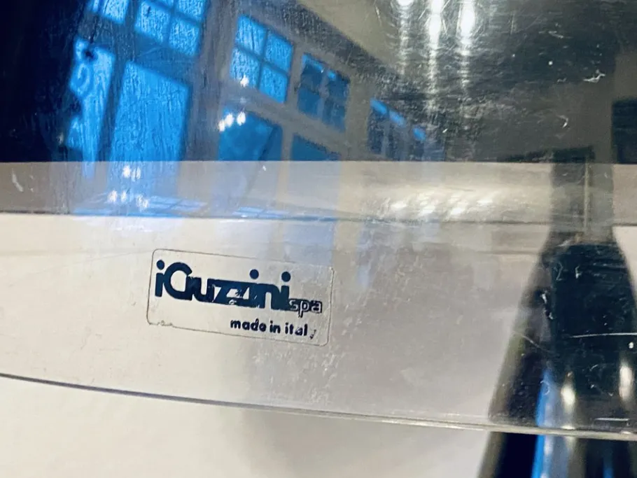 Pamono Vintage Italian Plastic Baobab Table Lamp from iGuzzini, 1970s