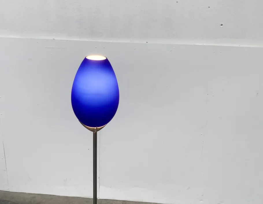 Discount Pamono Vintage Italian Postmodern Glass Floor Lamp from Lucente