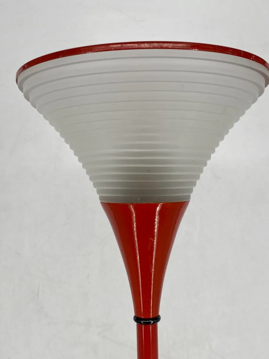 Discount Pamono Vintage Italian Red Floor Lamp with Funnel-Shaped Glass Shade, 1980
