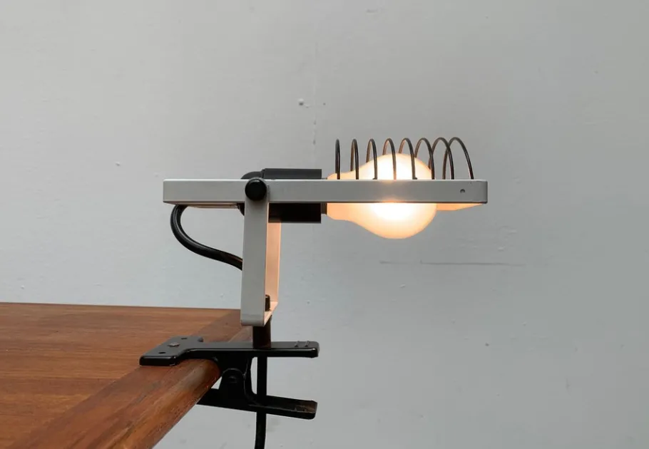 Clearance Pamono Vintage Italian Sintesi Pinza Clamp Table Lamp by Ernesto Gismondi for Artemide