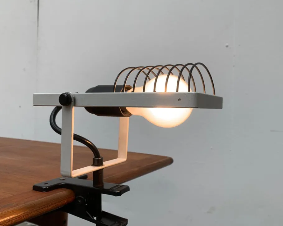 Clearance Pamono Vintage Italian Sintesi Pinza Clamp Table Lamp by Ernesto Gismondi for Artemide