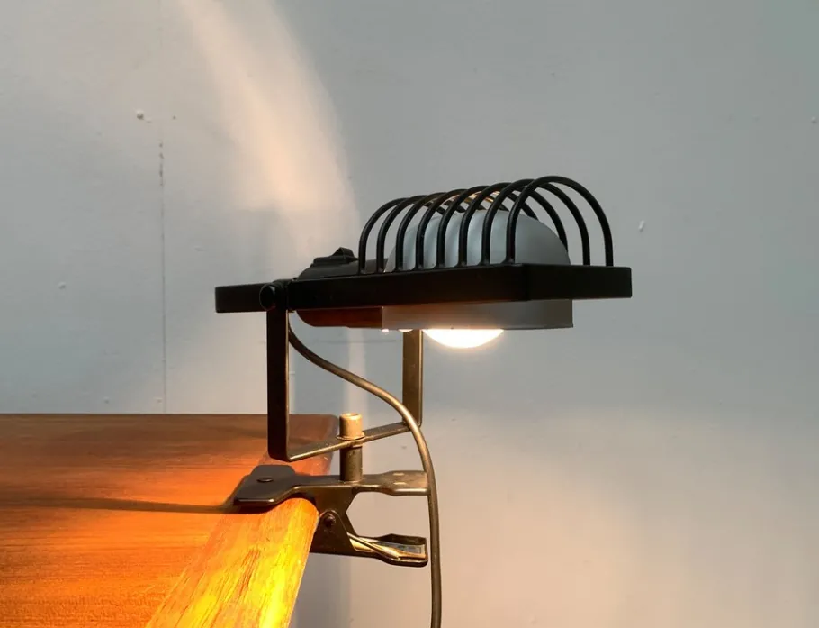 Discount Pamono Vintage Italian Sintesi Pinza Clamp Table Lamps by Ernesto Gismondi for Artemide, Set of 2